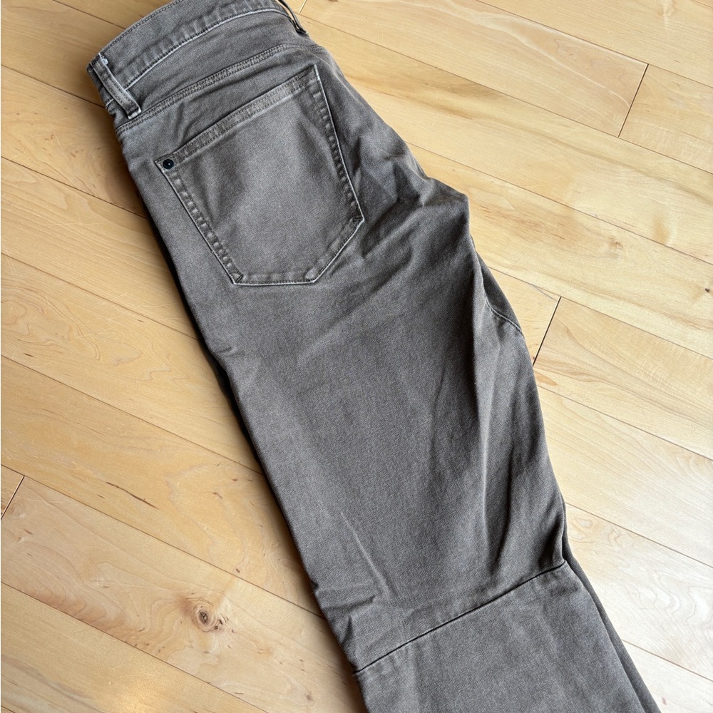 Men's Gray Jeans